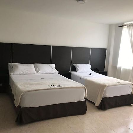 Hotel Saint John Medellin Ngoại thất bức ảnh