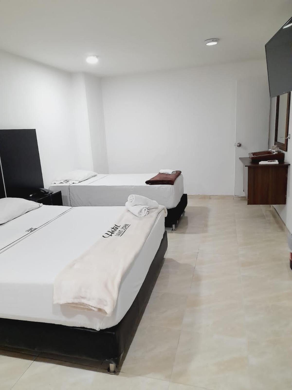 Hotel Saint John Medellin Ngoại thất bức ảnh