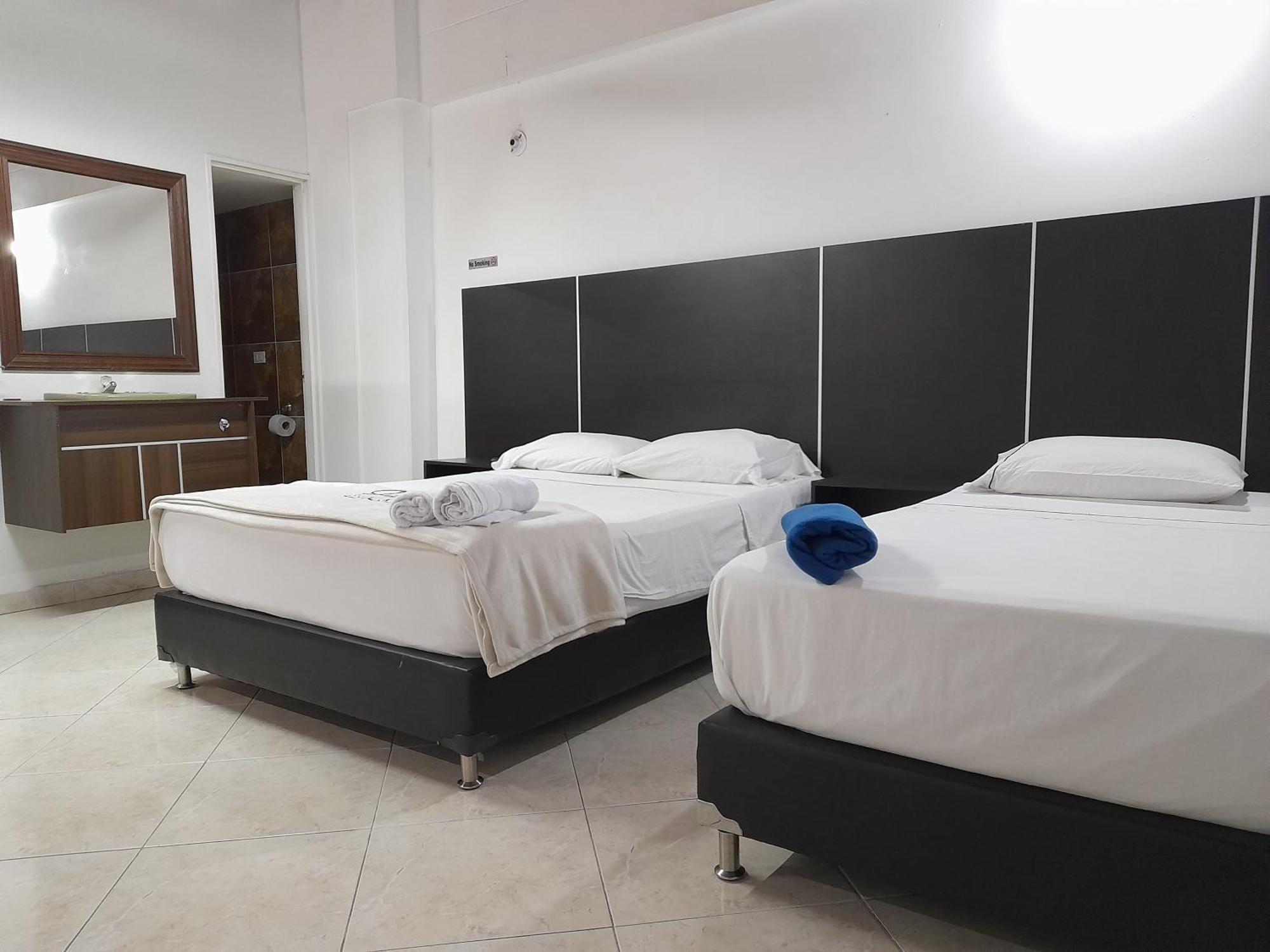 Hotel Saint John Medellin Ngoại thất bức ảnh