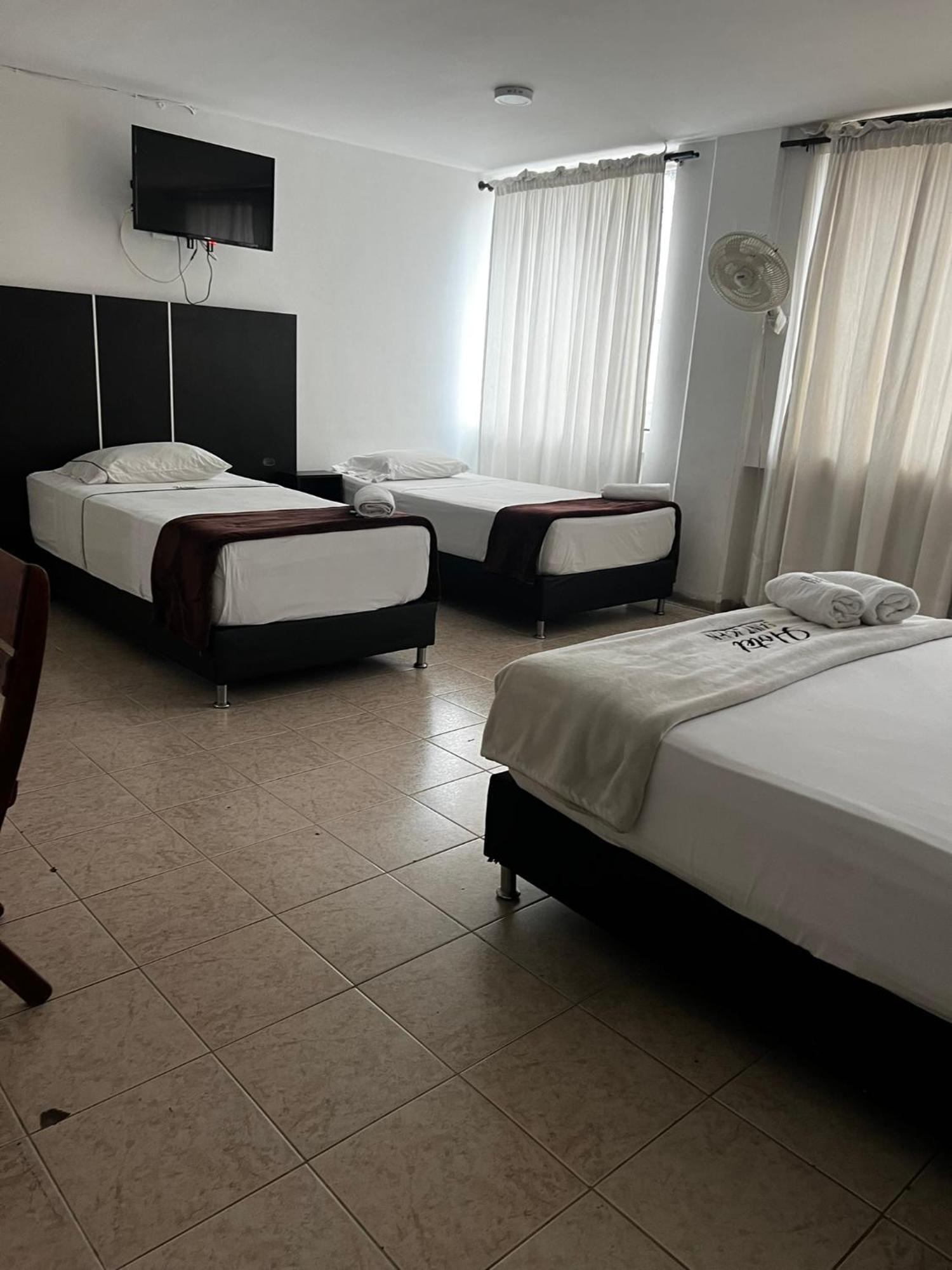 Hotel Saint John Medellin Ngoại thất bức ảnh